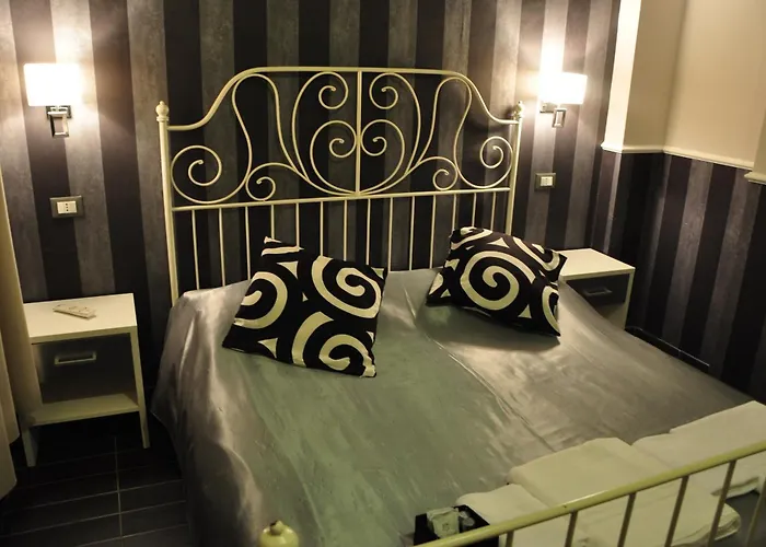 Oda ve Kahvaltı Navona 3*